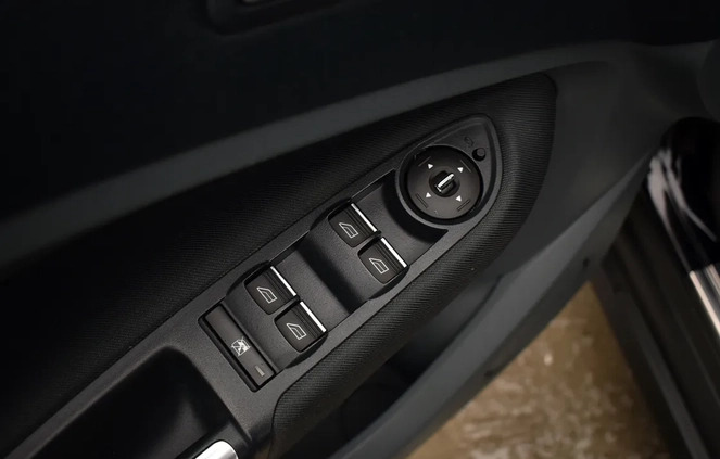 Ford C-MAX cena 24999 przebieg: 169898, rok produkcji 2013 z Góra małe 436